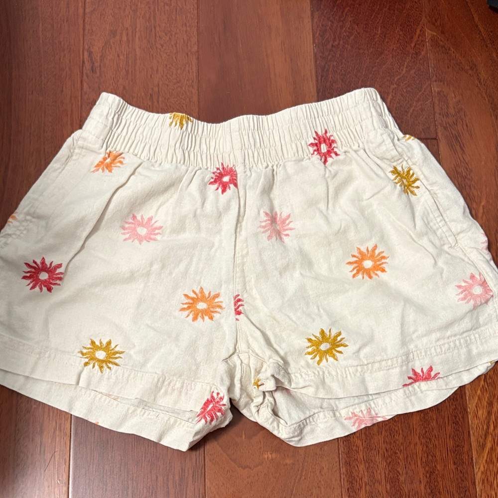 Old Navy Cream High-Waist Shorts with Multicolor Floral Embroidery